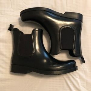 Black Chelsea Rain boots (Belk/Crown & Ivy)
